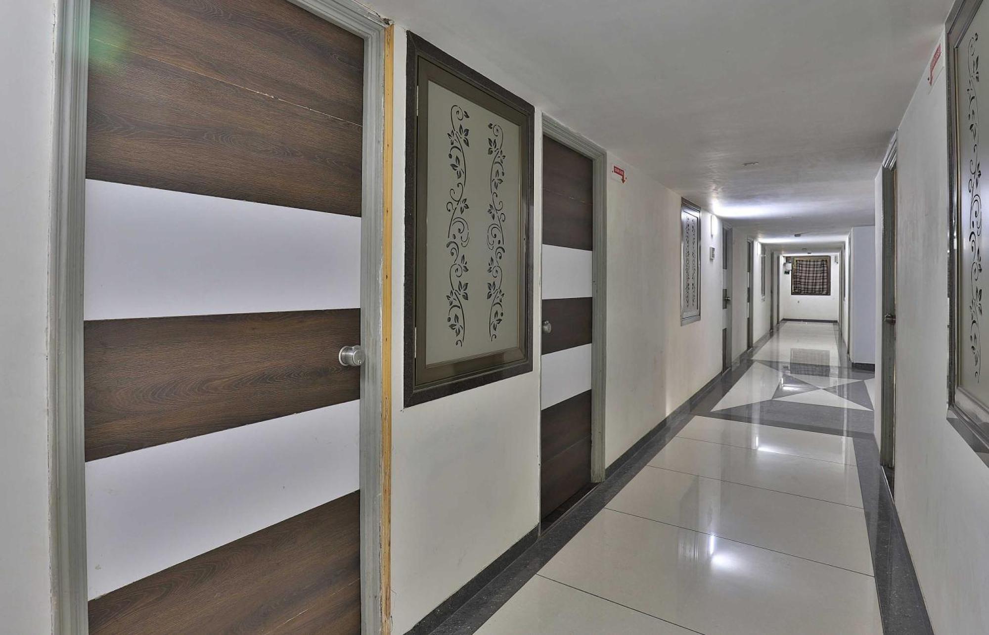 Collection O Hotel Panchsheel Vadódara Exteriér fotografie